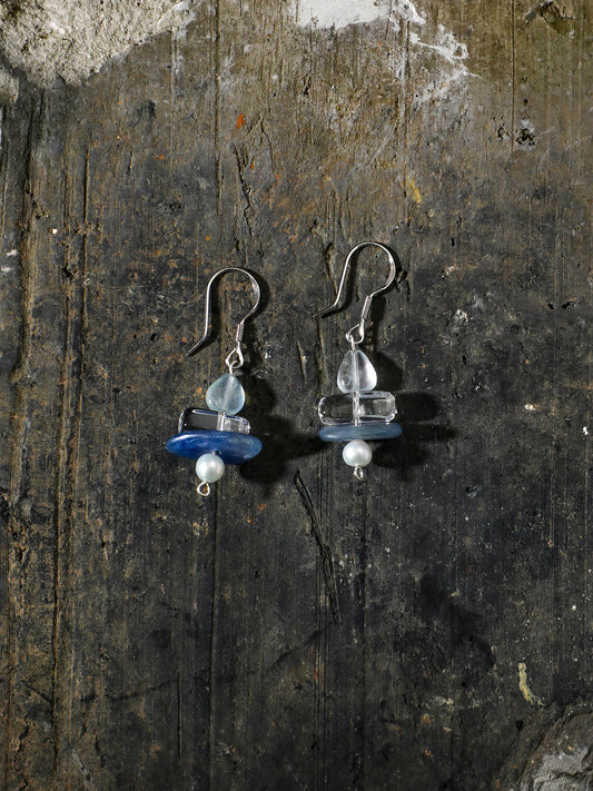 アクアマリン × クリアクォーツ ナチュラルヒーリング ピアス|軽やかに澄む光